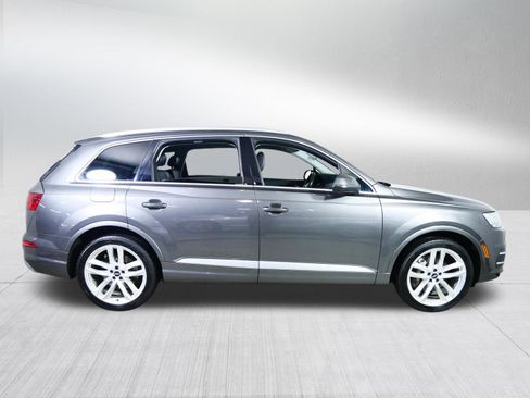 Used 2018 Audi Q7 3.0T Prestige w/ Prestige Package image 8