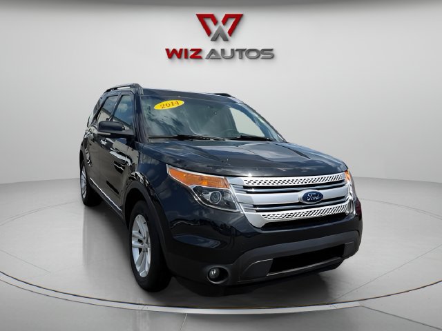 Used 2014 Ford Explorer XLT w/ Equipment Group 202A AWD/4WD image 7