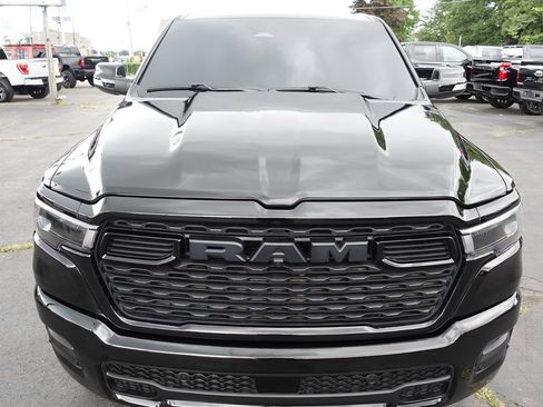 Used 2025 RAM 1500 Big Horn AWD/4WD image 6