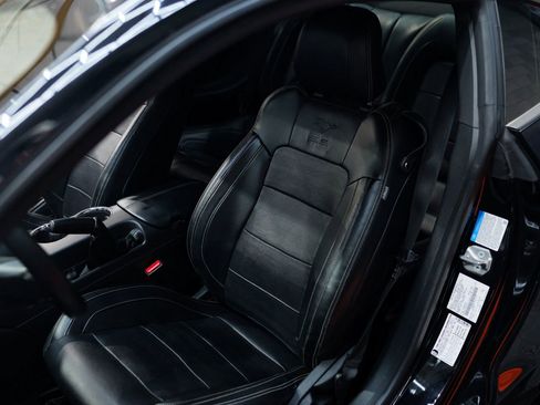 Used 2015 Ford Mustang GT Premium RWD image 27