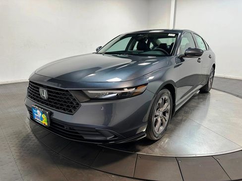 New 2025 Honda Accord EX-L image 4