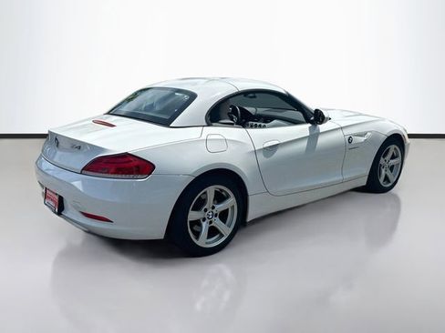 Used 2009 BMW Z4 sDrive30i RWD image 6