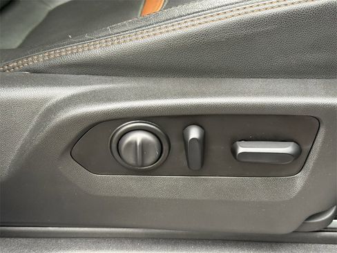 Certified 2021 GMC Sierra 2500 AT4 w/ Gooseneck/5TH Wheel Package image 38