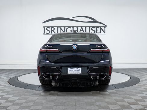 Used 2025 BMW 760i xDrive w/ Executive Package image 6