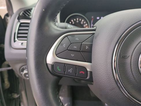 Certified 2019 Jeep Compass Altitude image 23