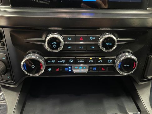 New 2026 Ford F250 Lariat w/ Chrome Package AWD/4WD image 16