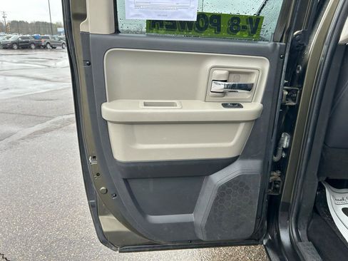 Used 2012 RAM 1500 Classic SLT w/ Remote Start & Security Group image 13