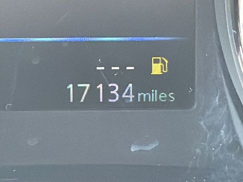 Used 2022 Nissan Rogue Sport SL image 25