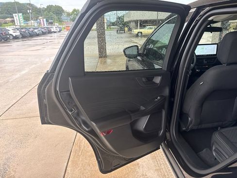 Certified 2023 Ford Escape Active w/ Tech Pack #1 FWD image 18