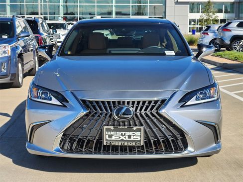 Certified 2023 Lexus ES 350 w/ Premium Package image 2