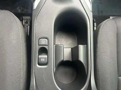 Used 2025 Toyota Corolla LE FWD image 23