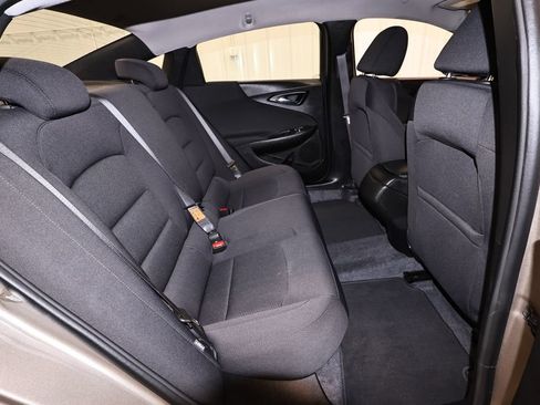 Used 2022 Chevrolet Malibu RS FWD image 18