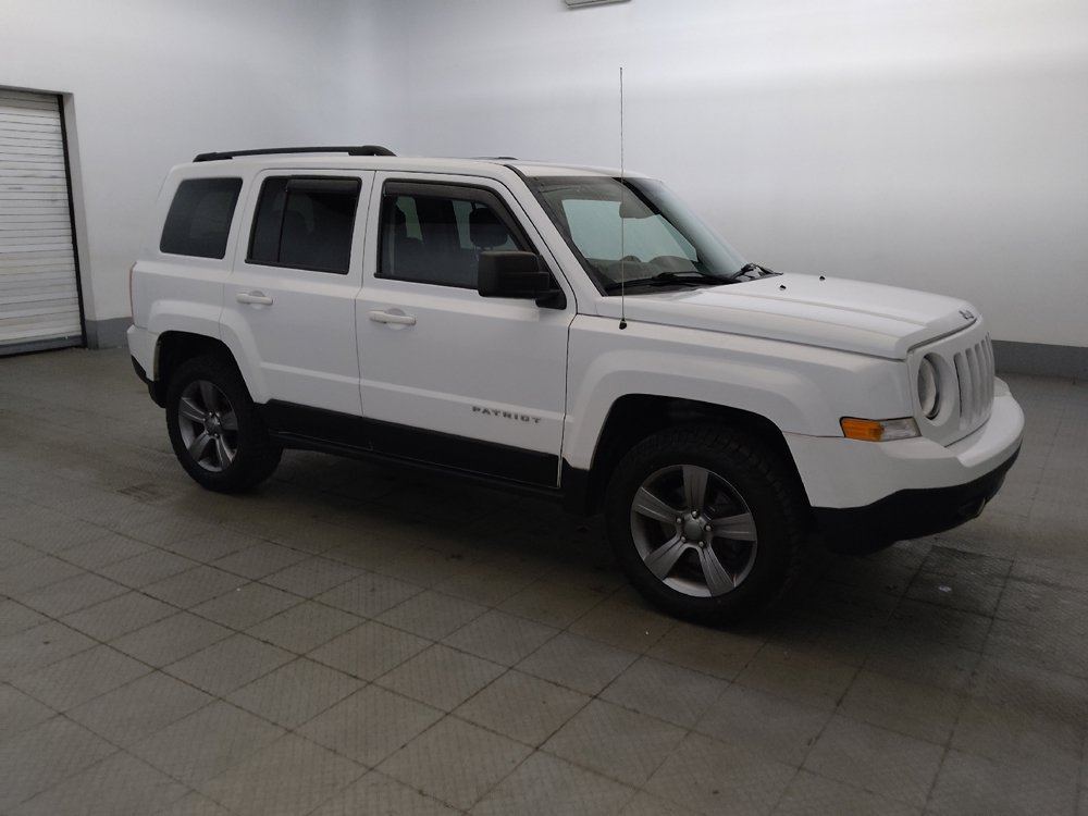 Used 2015 Jeep Patriot High Altitude AWD/4WD image 11