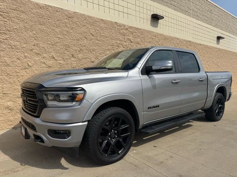 Used 2020 RAM 1500 Laramie AWD/4WD image 2