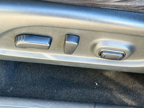 Used 2020 Nissan Murano SV image 24