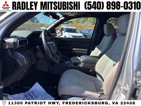 Used 2025 Toyota Tacoma SR5 AWD/4WD image 3