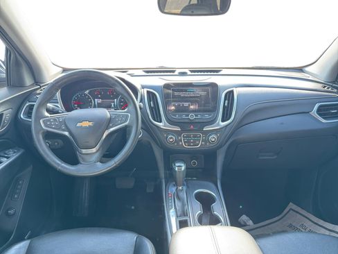 Used 2018 Chevrolet Equinox Premier image 12