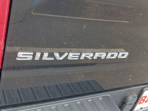 Used 2023 Chevrolet Silverado 1500 LT image 34