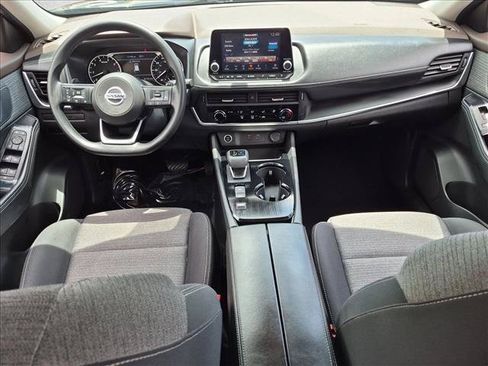 Used 2021 Nissan Rogue S FWD image 17