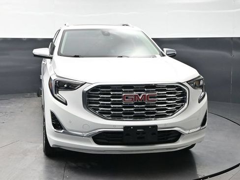 Used 2020 GMC Terrain Denali w/ LPO, Floor Liner Package AWD/4WD image 2