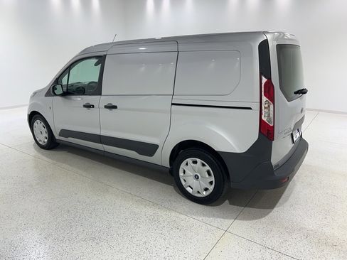 Used 2018 Ford Transit Connect XL image 2