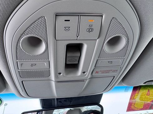 Used 2019 Genesis G70 2.0T Advanced w/ Elite Package image 15