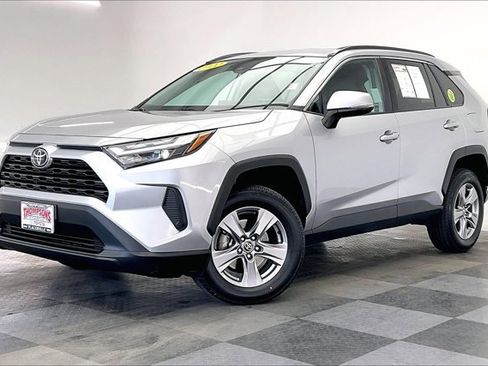 Used 2022 Toyota RAV4 XLE image 12