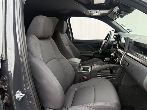 Used 2025 Toyota Tacoma SR5 image 29