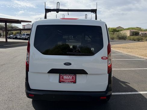 Used 2022 Ford Transit Connect XL image 4