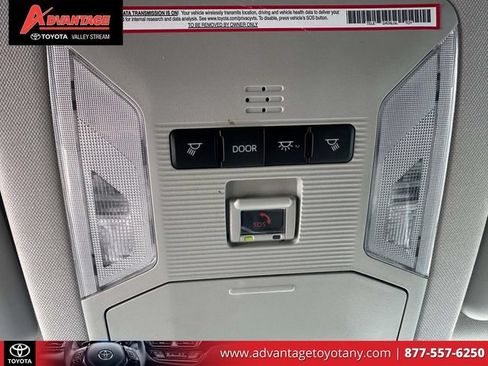 Used 2023 Toyota RAV4 LE AWD/4WD image 36