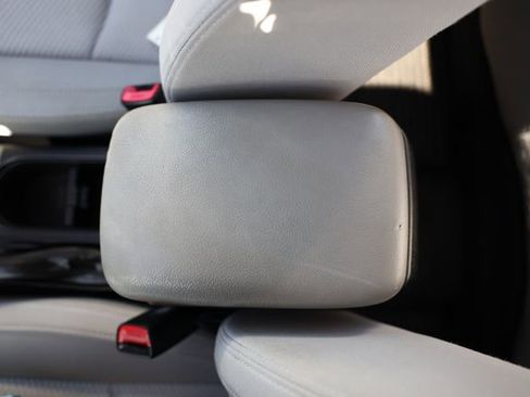 Used 2017 Subaru Forester 2.5i w/ Alloy Wheel Package image 36