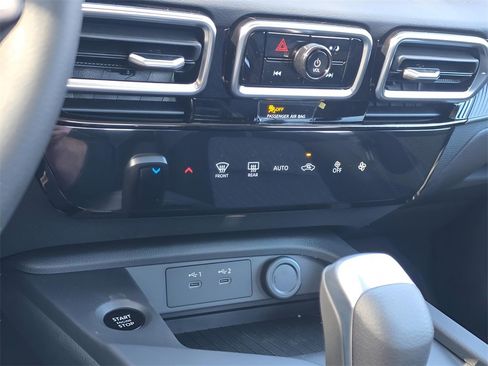 New 2026 Nissan Sentra SV image 21