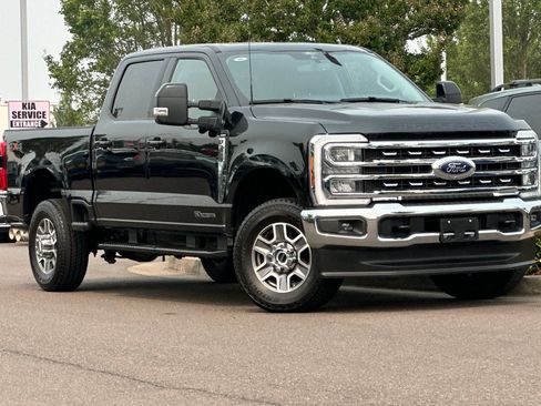 Used 2025 Ford F350 Lariat w/ Camper Package AWD/4WD image 2