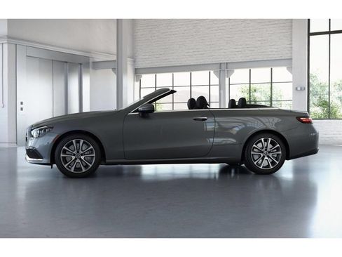 Used 2023 Mercedes-Benz E 450 4MATIC Cabriolet image 36