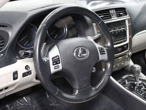 Used 2012 Lexus IS 250 image 10
