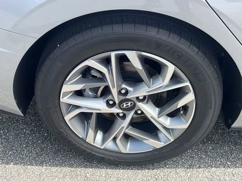 Certified 2023 Hyundai Sonata SEL image 17