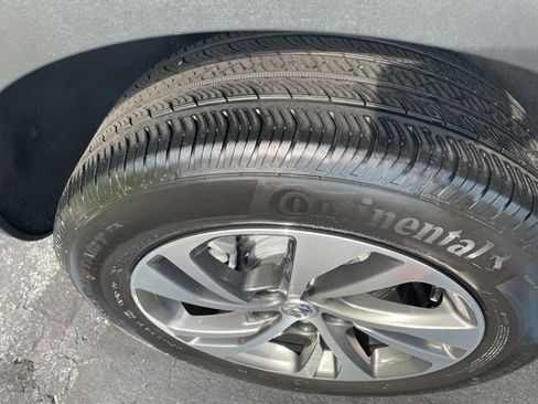 Used 2023 Buick Envision Essence FWD image 34