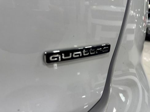 Used 2022 Audi Q4 e-tron Prestige image 38