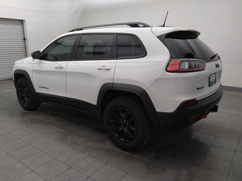 Used 2021 Jeep Cherokee Trailhawk w/ Sun, Sound & Nav Group AWD/4WD image 3