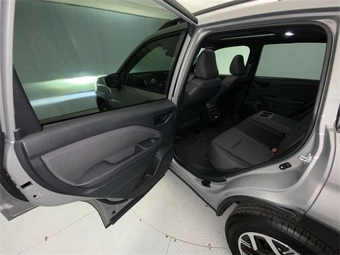 Used 2025 Subaru Forester Premium w/ Convenience Package #1 image 22