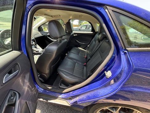 Used 2014 Ford Focus SE w/ Equipment Group 201A FWD image 22