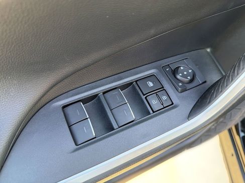 Used 2023 Toyota RAV4 Adventure image 19