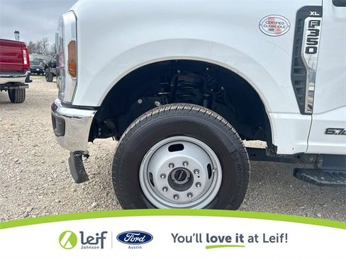Used 2024 Ford F350 XL w/ XL Chrome Package image 23