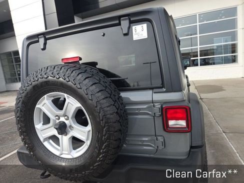 Used 2023 Jeep Wrangler Sport S image 7