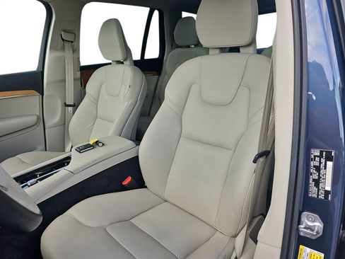 Used 2022 Volvo XC90 T6 Momentum w/ Advanced Package AWD/4WD image 15
