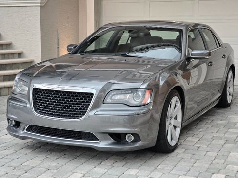 Used 2012 Chrysler 300 SRT8 w/ 19-Premium Speaker Group image 32