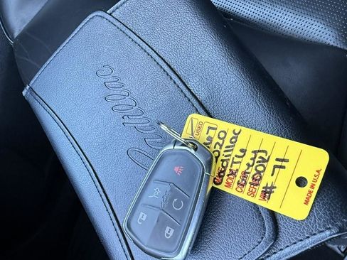 Used 2020 Cadillac XT6 Premium Luxury w/ Platinum Package image 38