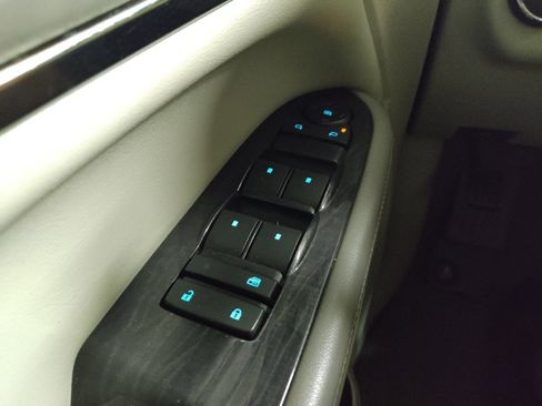 Used 2016 Buick Enclave Convenience FWD image 27