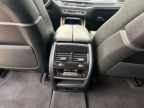 Used 2025 BMW X5 xDrive40i AWD/4WD image 19