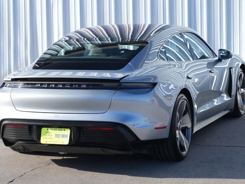 Used 2020 Porsche Taycan 4S w/ Premium Package image 54